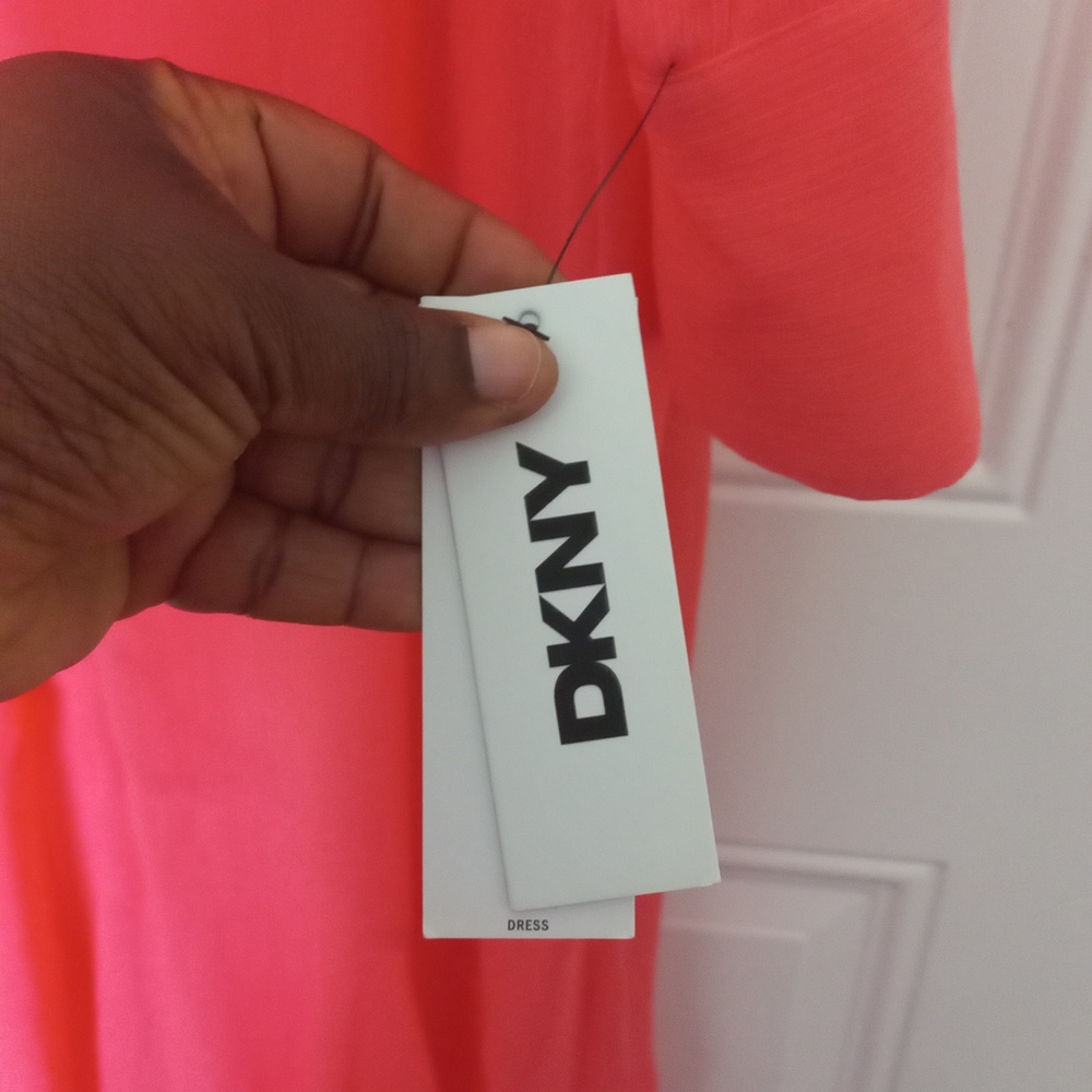 DKNY. MACY'S PULL. NWT - Picture 5 of 5